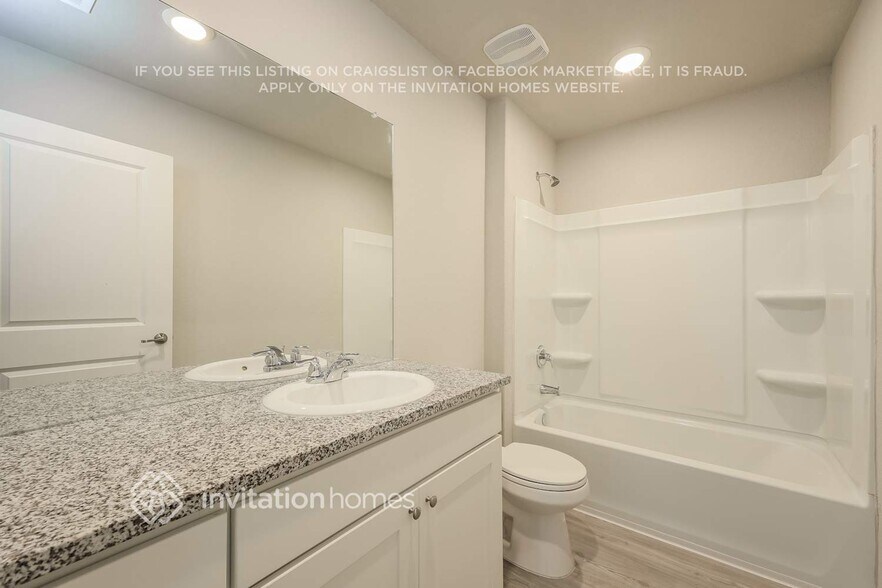Building Photo - 13411 Ashworth Blvd