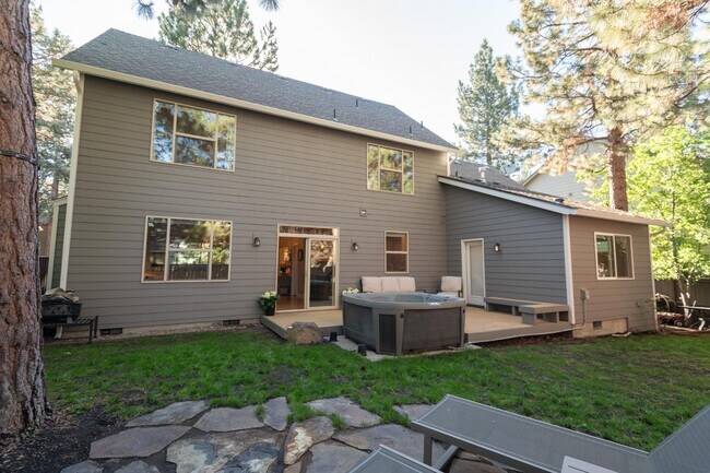 Building Photo - 61170 Hubble St