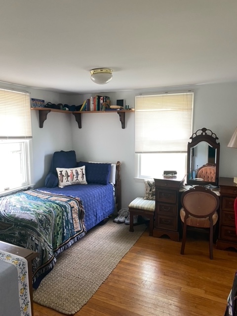 1st Flr Bedroom - 4200 W Liberty Rd