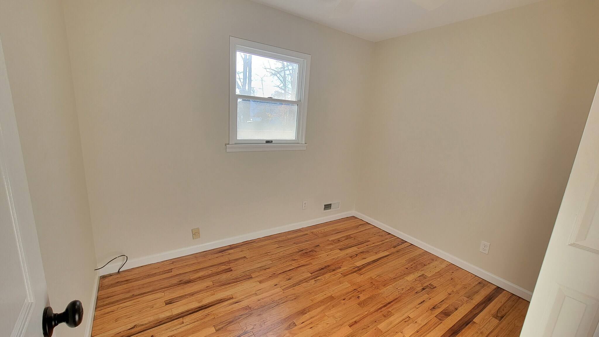 Building Photo - 23 Princeton Dr