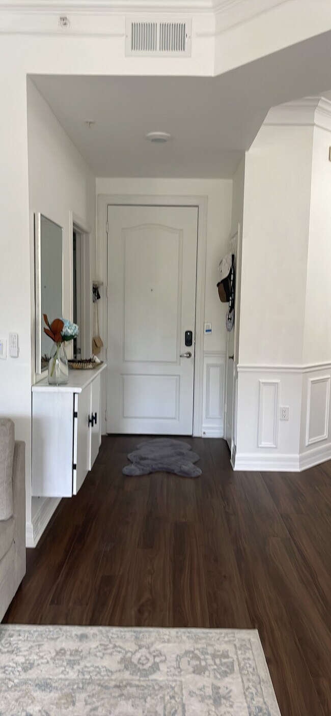 Building Photo - 500 Mirasol Cir