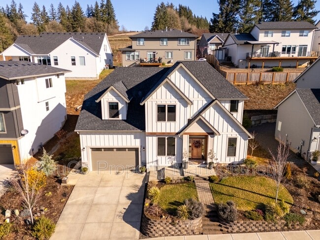 Building Photo - 35471 Portland View Dr