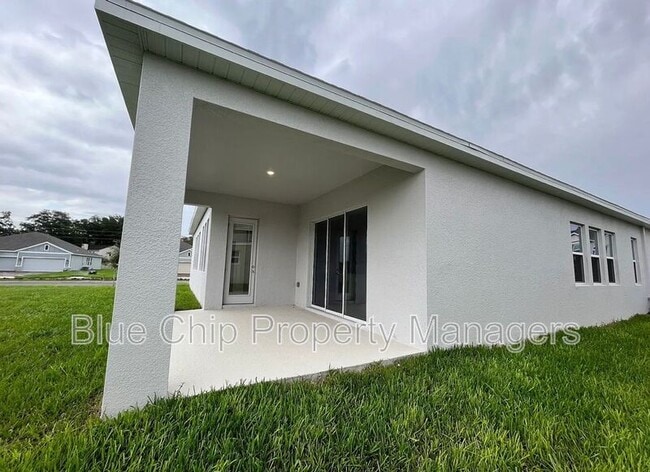 Building Photo - 3031 Country Side Dr