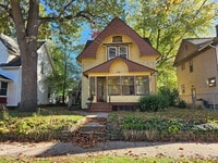 Building Photo - 1522 North Ave NE