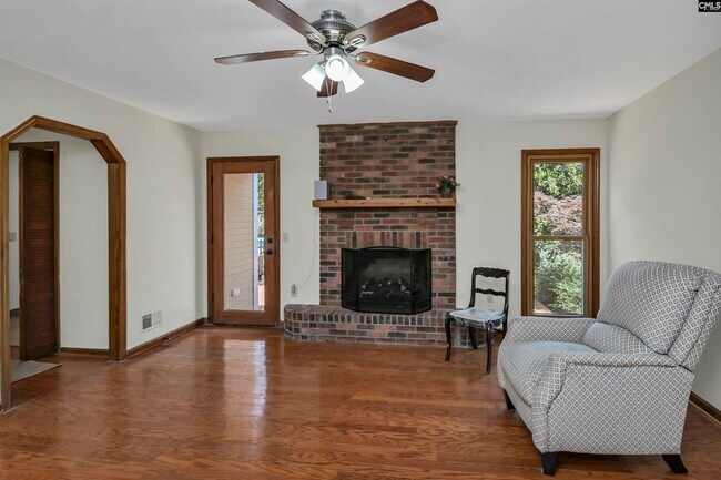 Building Photo - 418 Wise Ferry Rd