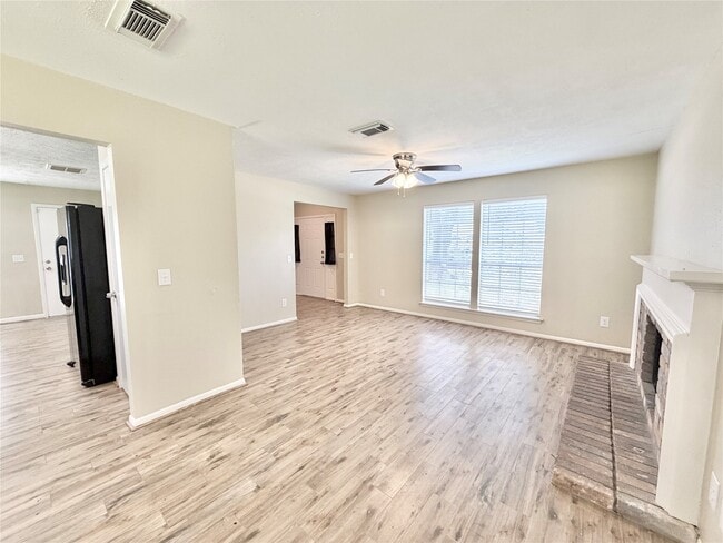 Building Photo - 12230 Fetlock Dr