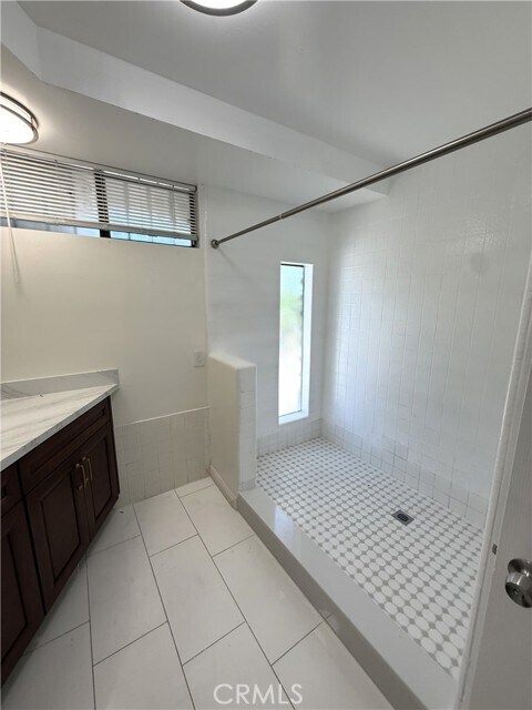 Building Photo - 16371 Chella Dr