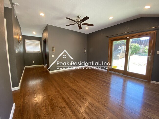 Building Photo - Wonderful  Fair Oaks 3bd/2.5ba Home with R...