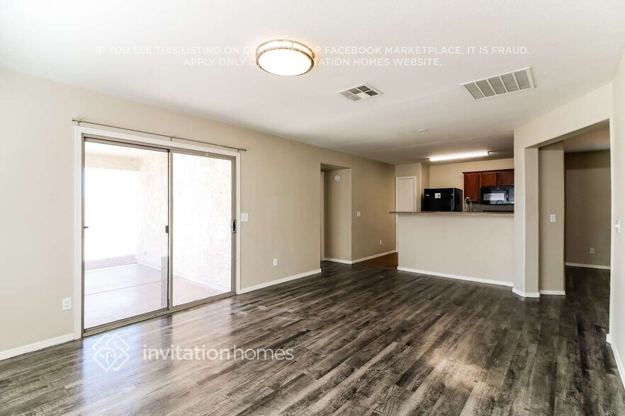 Building Photo - 19464 N Smith Dr