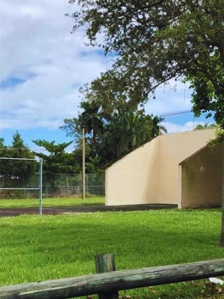 Building Photo - 217 NW 84th St