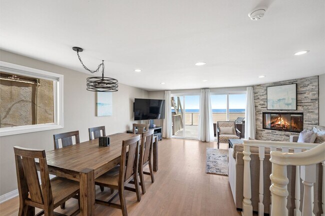 Building Photo - 5 Bedroom + 4 Bathroom Home  | Ocean Opulence | Furnished Monthly Rental