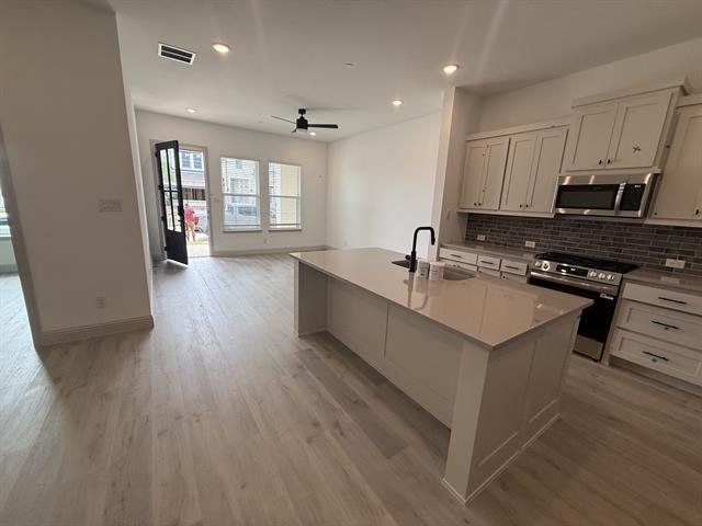 Building Photo - 15832 Millwood Trl