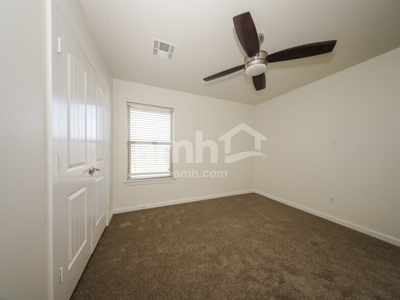 Building Photo - 11321 NW 102nd St