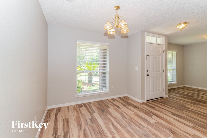 Building Photo - 9759 Redbird Creek Dr