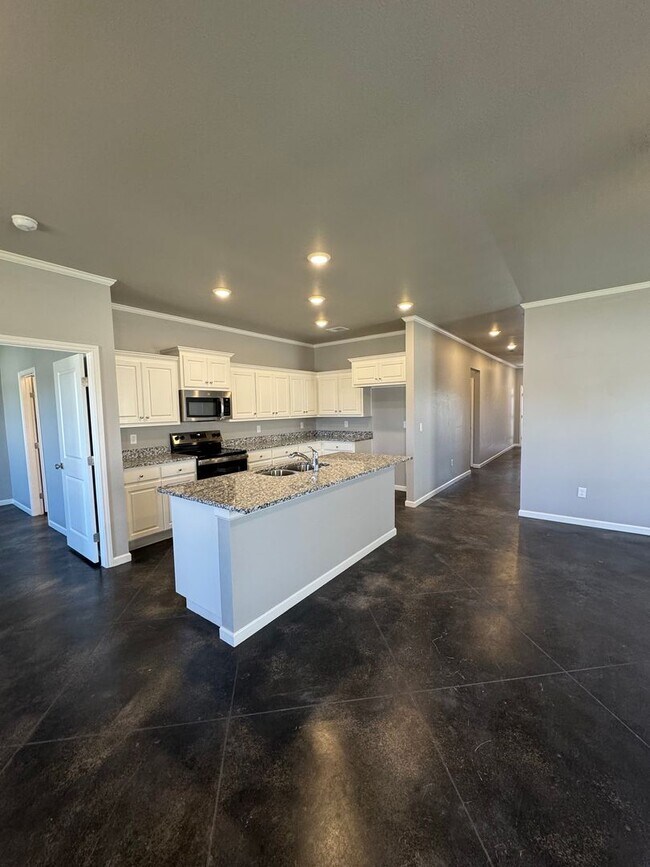 Building Photo - Located in Beacon Pointe!!!4bedrooms 2bathrooms 2 car garage NEWer Build 2025