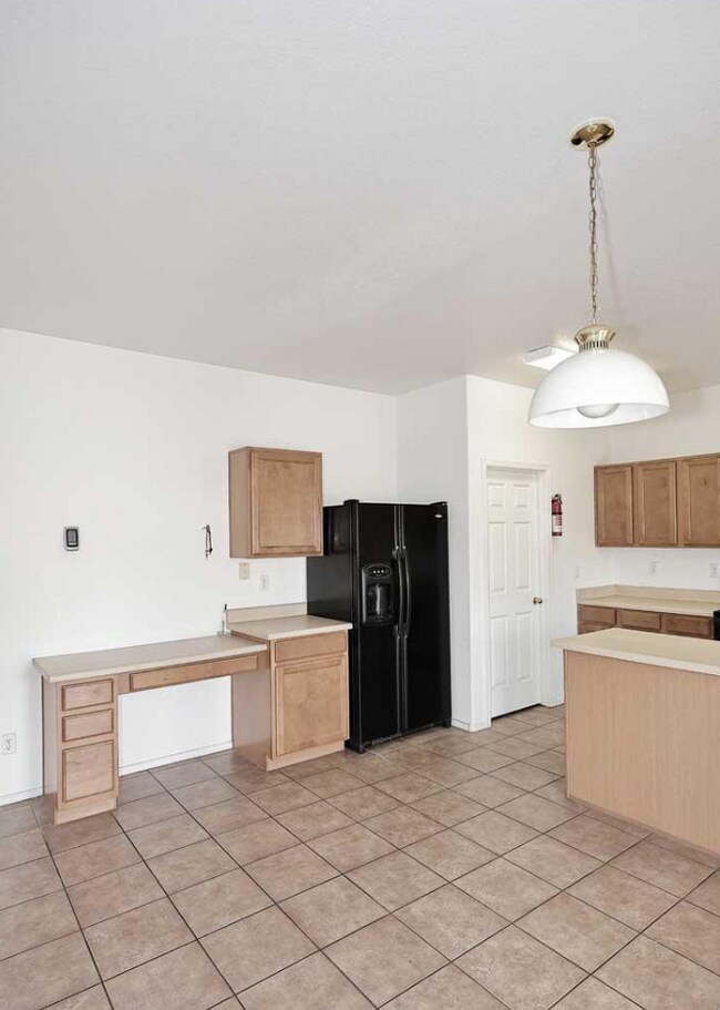 Building Photo - 5608 E Lush Vista View
