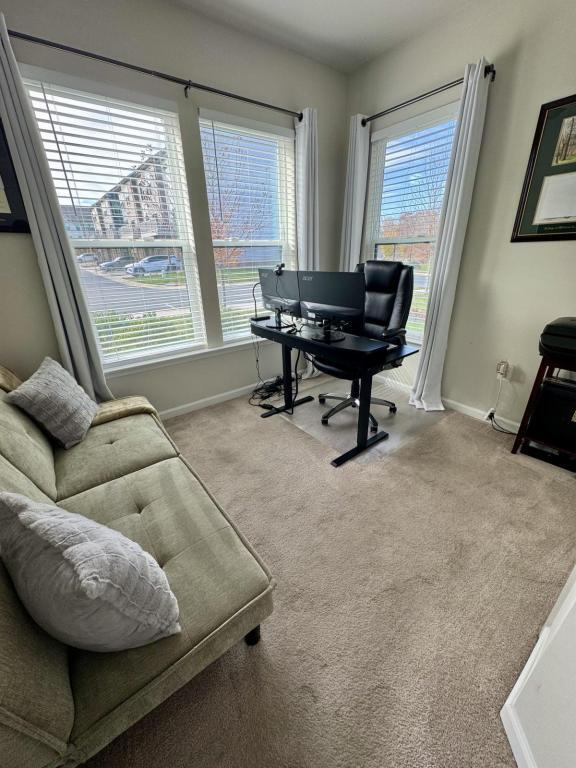 Building Photo - 211 Narrowleaf Way