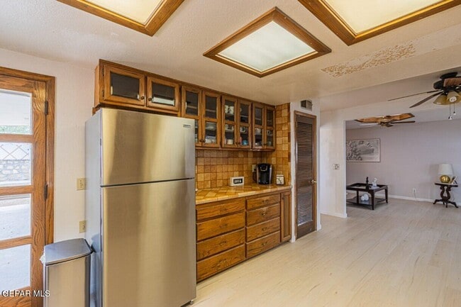 Building Photo - 2425 Anise Dr