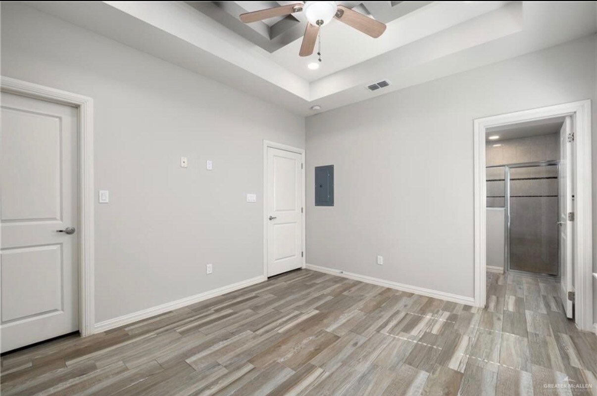 Building Photo - 2009 Jackson St