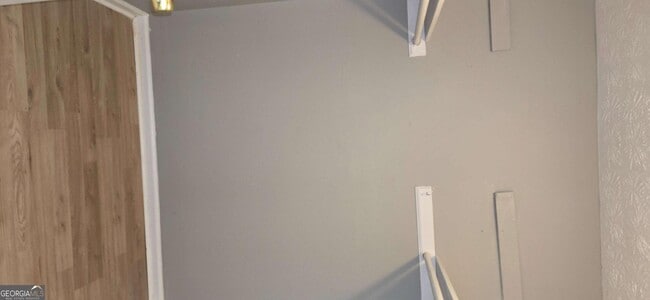 Building Photo - 8595 Parkside Dr