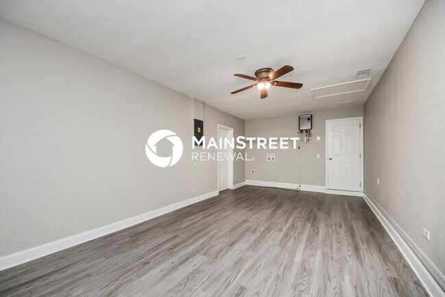 Building Photo - 3 Bedroom Pet-Friendly Home in Kissimmee, ...