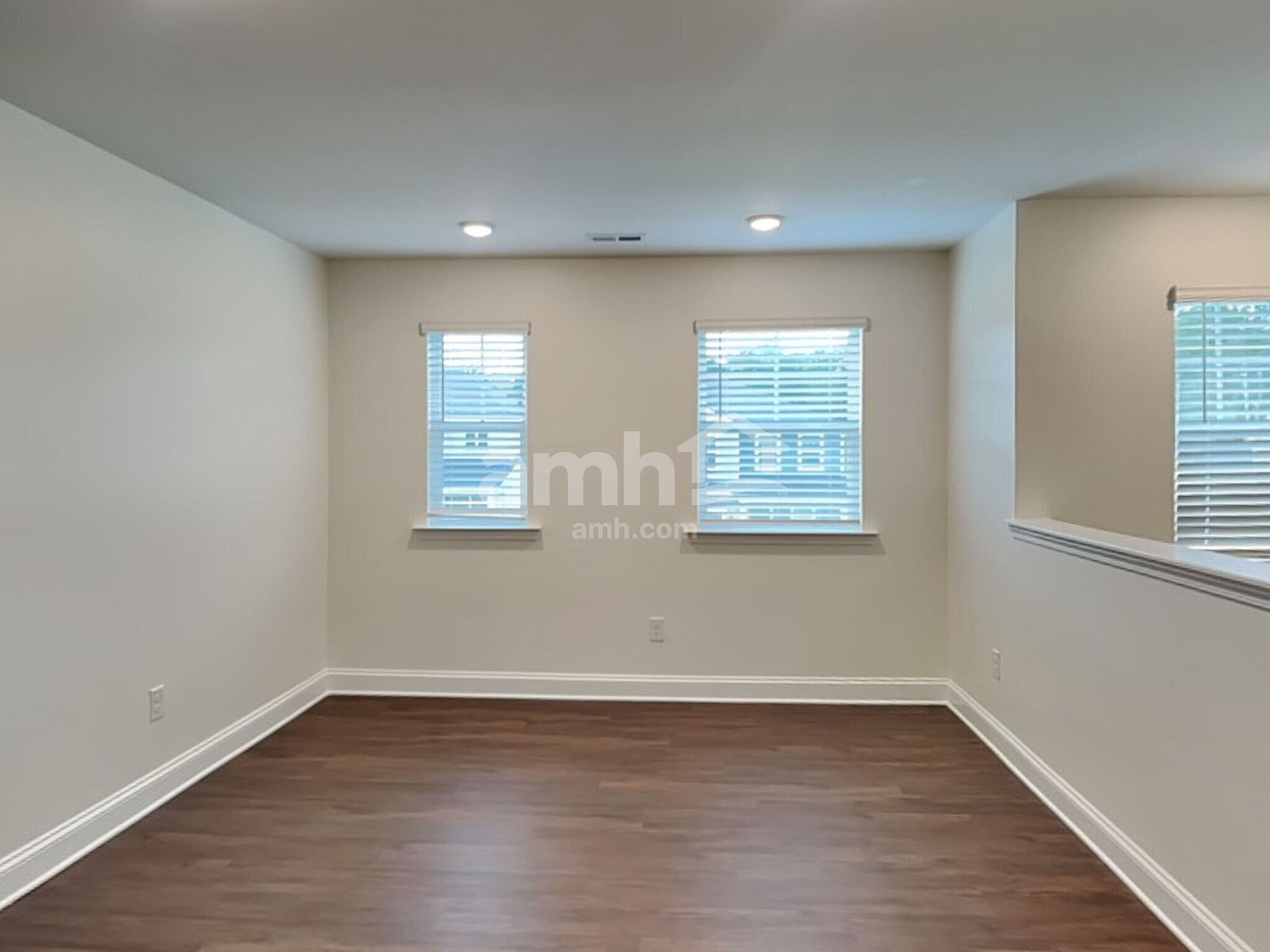 Building Photo - 7405 Garrett Ct