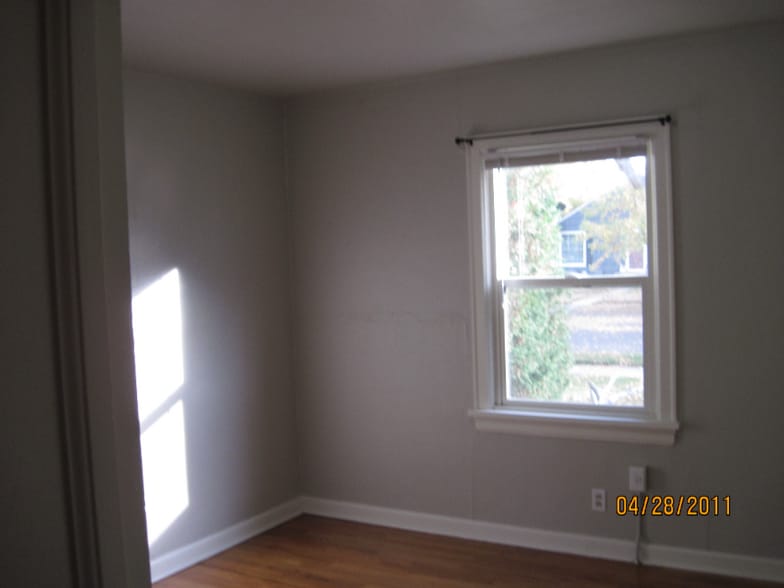 Building Photo - 505 Alderson Ave