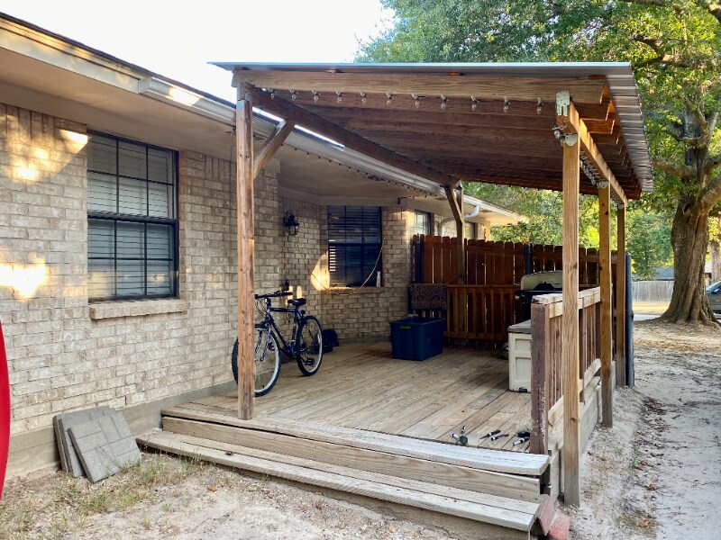 Building Photo - 5 Wind Drift Dr