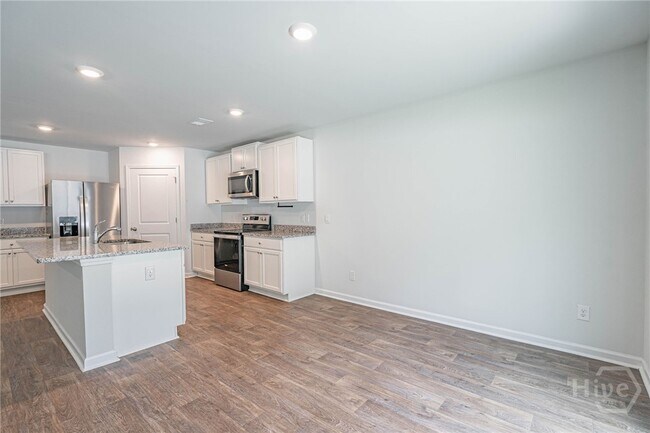 Building Photo - 1004 Bergamot Rd