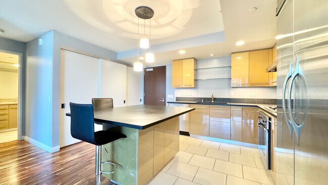 Building Photo - 2 BEDROOM CONDO UNIT IN CONVENIENT DOWNTOWN HONOLULU - CAPITOL PLACE