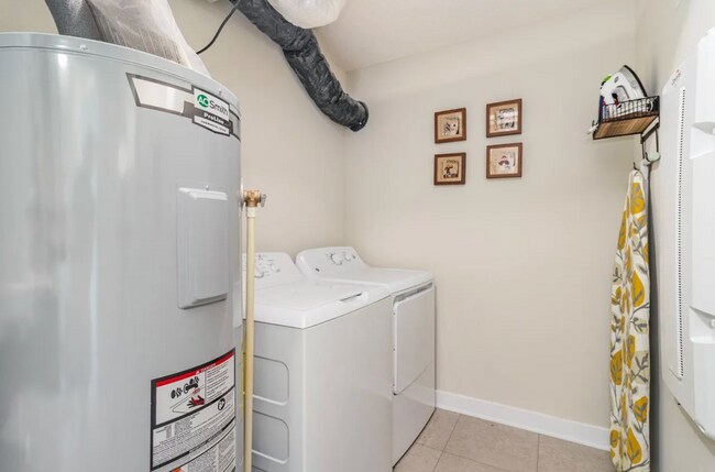 Building Photo - Luxury 3-Bed, 3-Bath Townhome in Prior Lake for $2,890/month!