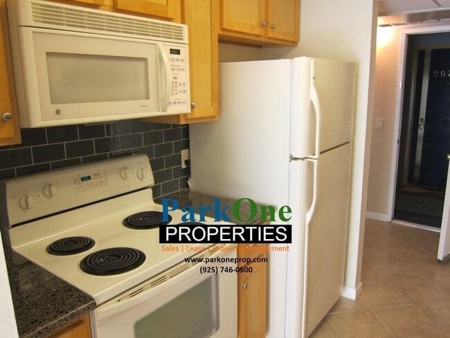 Building Photo - Spacious One Bedroom in Walnut Creek Keys!