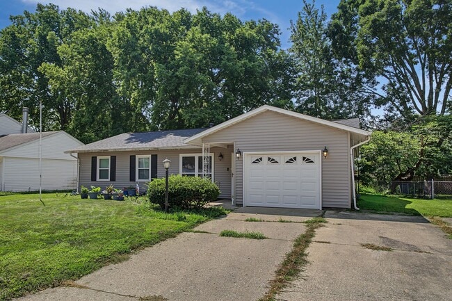 Building Photo - 2509 Sheridan Dr
