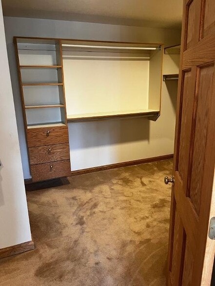 Building Photo - 7182 Stagecoach Dr