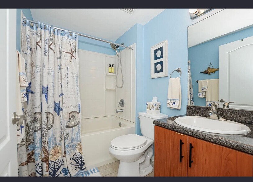 Building Photo - 4190 Gator Greens Way