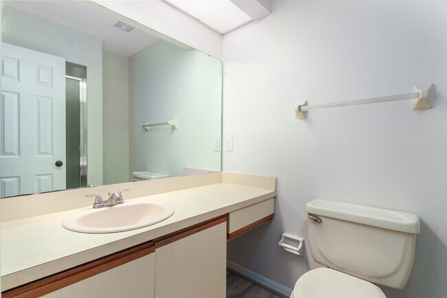 Building Photo - Update Condo in Ponde Vedra Beach