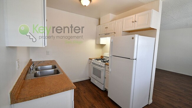 Building Photo - Normal Heights Condo| Walkable To Adams Ave |