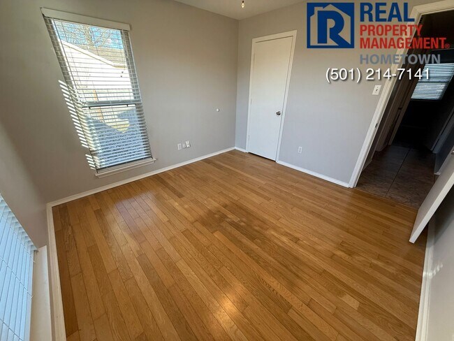 Building Photo - 2503 S 1st St