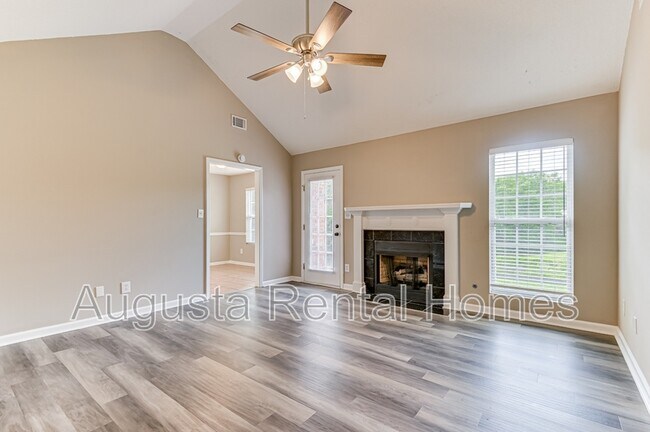 Building Photo - 4416 Hatteras Dr