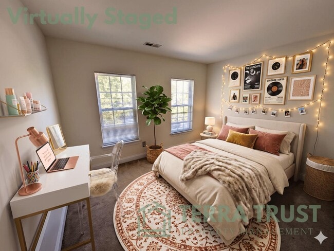 Building Photo - 10429 Madison Park Dr