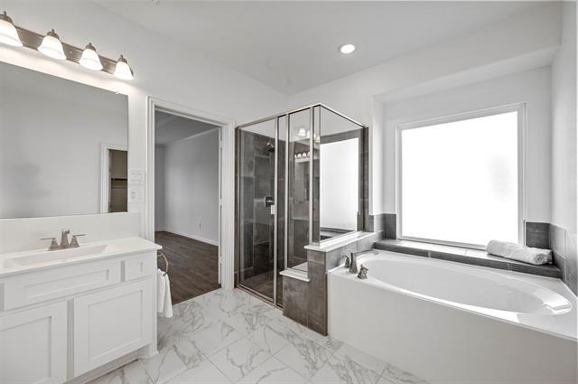 Building Photo - 809 Blue Heron Dr