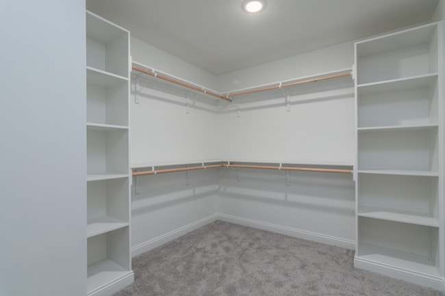 Building Photo - 6055 W Swather Ct