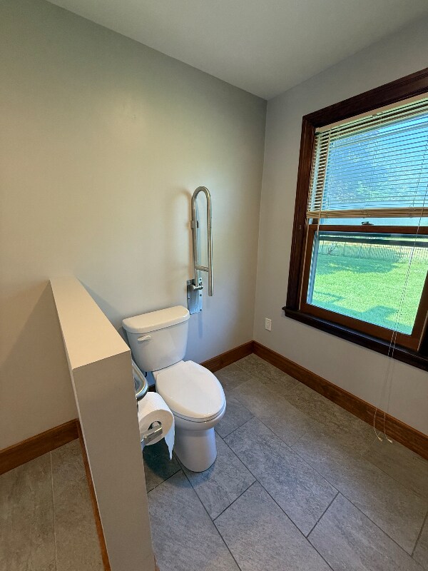 Building Photo - 485 Birnie Ave