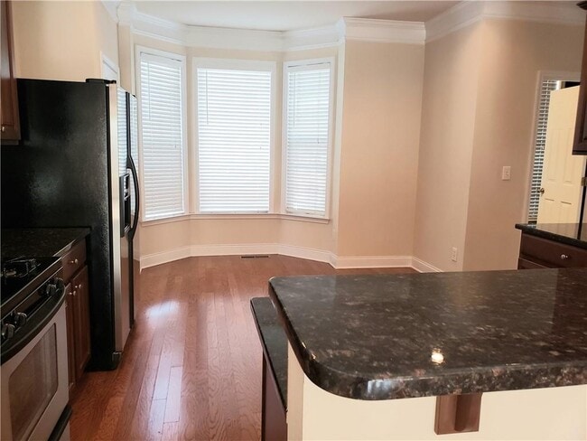 Building Photo - 5201 Wellsley Bend