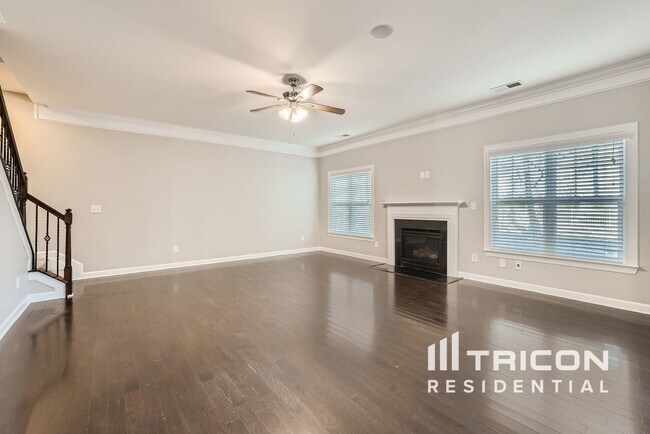 Building Photo - 3821 Litchfield Dr