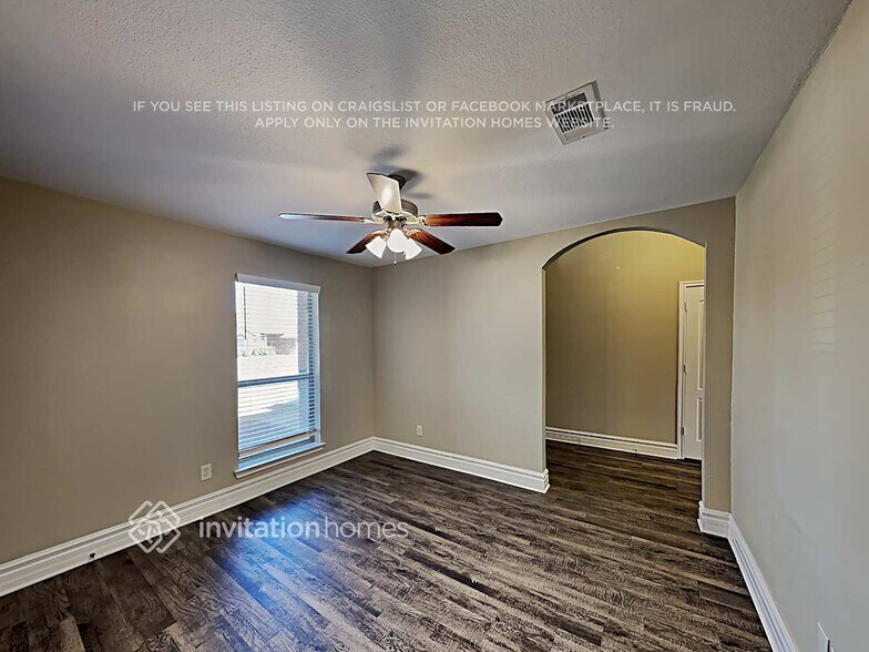 Building Photo - 401 Merced St