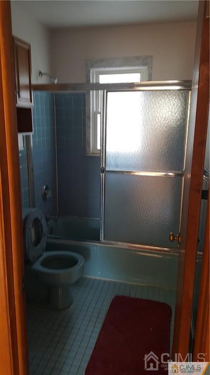 Building Photo - 5098 Scott St