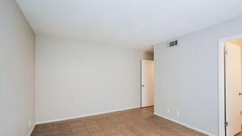 Building Photo - 8364 Valley 950th Dr