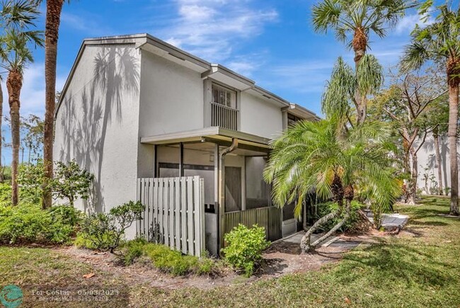 Building Photo - 3395 Carambola Cir