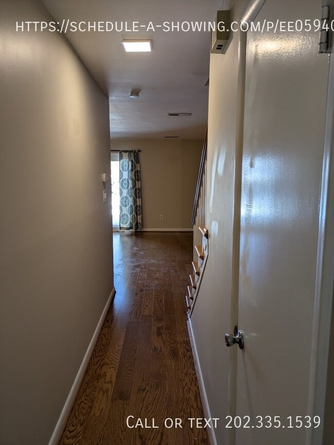 Building Photo - 3712B Steppes Ct